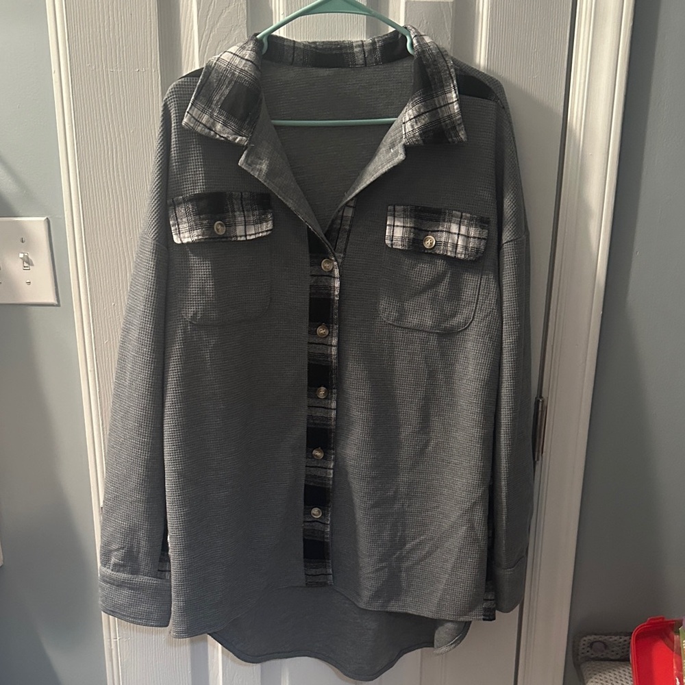 Gray Waffle Plaid Long Sleeve Women's Top